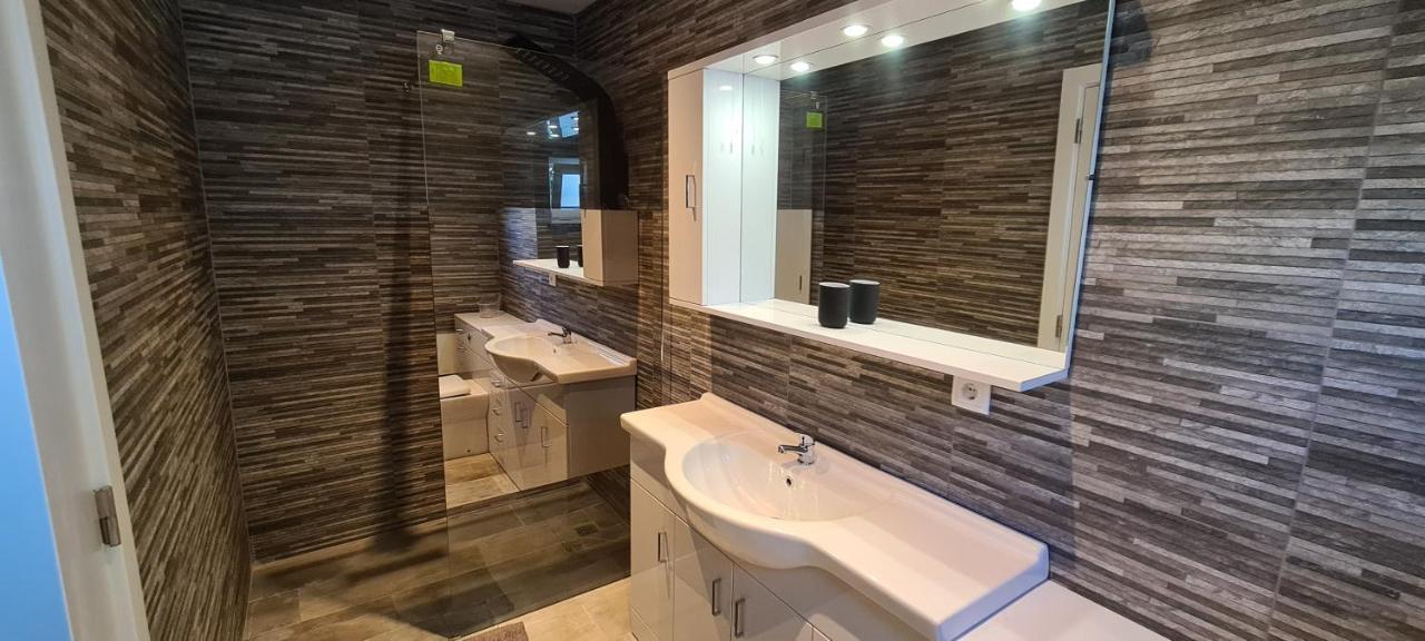 Oura - Large Villa - Private Pool - 5 Bedrooms Албуфейра Екстериор снимка